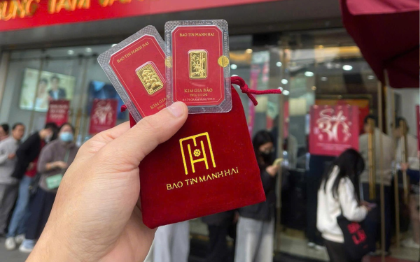 Người mua vàng tại Bảo Tín Mạnh Hải chú ý: Doanh nghiệp thông báo nóng về việc giao dịch vàng