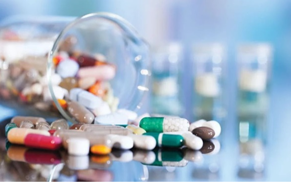 Xử phạt, đình chỉ hoạt động 2 công ty Dược: Bán thuốc độc sai đối tượng và nhập thuốc cổ truyền trái phép