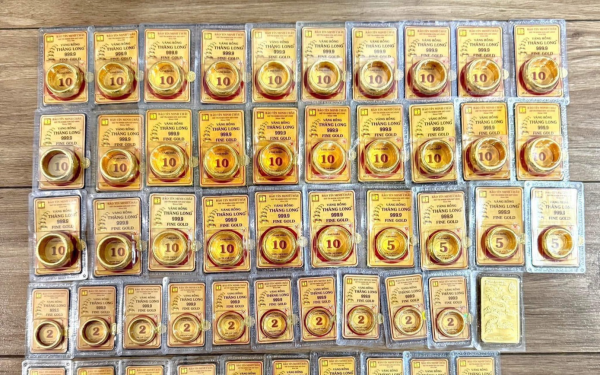 Giá vàng thế giới vững mốc 5.000 USD, UBS dự báo có thể đạt 5.900 USD vào cuối năm