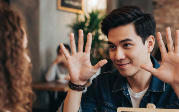 Thanh niên SN 1993 đi hẹn hò khoe có 30 mối tình, thái độ sau đó khiến MC phải lên tiếng “dạy dỗ”