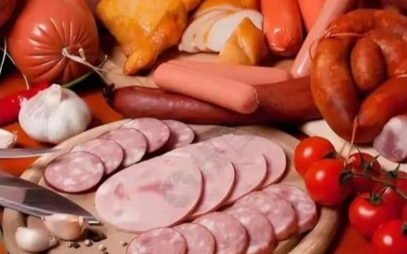 WHO điểm tên loại thịt thường xuất hiện trong tủ lạnh người Việt Nam gây ung thư chẳng kém thuốc lá