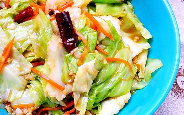 Người phụ nữ mắc tiểu đường, ngày nào cũng ăn bắp cải, sau 3 tháng, bác sĩ hỏi 1 câu khiến ai cũng giật mình