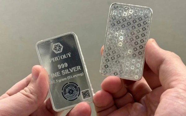 Bạc tăng phi mã rồi ‘sập’, có phải đã bị 