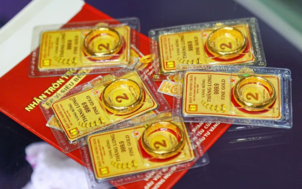 Giá vàng hôm nay 13/2/2026 phản ứng mạnh với dữ liệu việc làm Mỹ