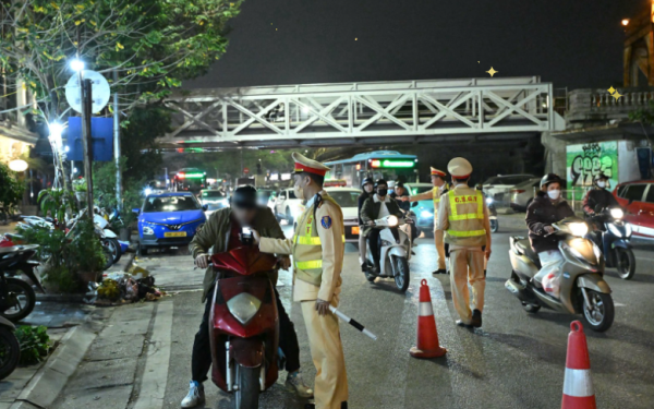 Uống rượu bia ngày Tết, hôm sau CSGT kiểm tra có nồng độ cồn có bị xử phạt không?