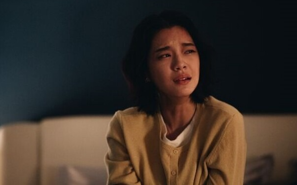 Nhắn tin chúc mừng năm mới, chồng cũ đáp lại 5 từ khiến tôi ân hận không nguôi