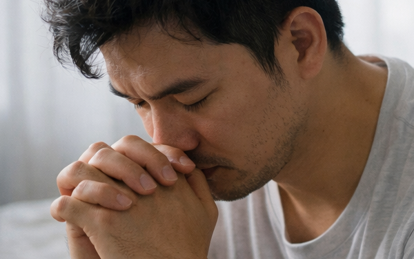 Một năm sau cưới, vợ ngày nào cũng ngủ đến 12h trưa, biết lý do tôi hết lời xin tha thứ