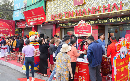 Bảo Tín Mạnh Hải phát thông báo nóng trước ngày Vía Thần Tài: Mỗi khách hàng chỉ mua 1 sản phẩm/ngày vào các khung giờ sau