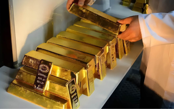 Giá vàng 2026 có thể lên 7.300 USD/ounce: Phố Wall đang đặt cược vào điều gì?