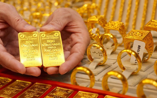 Vàng nhẫn ngang giá vàng SJC