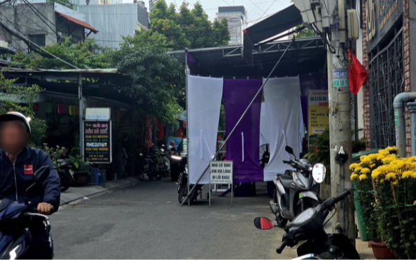 Chày và búa vứt bên hông nhà: Hé lộ tình tiết nghi án con trai sát hại cha ruột ở Đà Nẵng