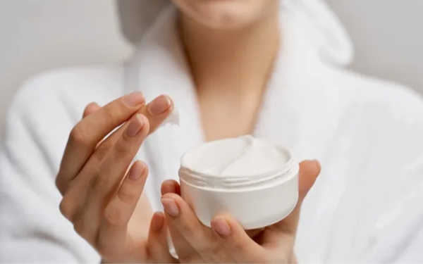 NÓNG: Thu hồi 77 loại mỹ phẩm bao gồm nhiều dầu gội, sữa tắm, kem chống nắng nổi tiếng