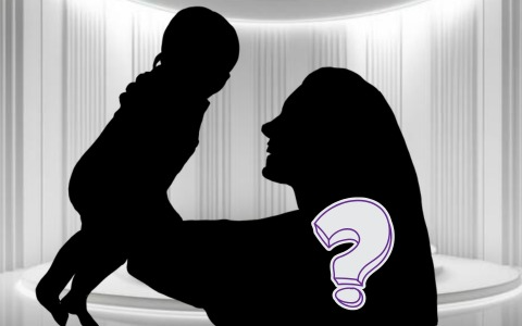 1 Hoa hậu Vbiz đăng quang quốc tế đã âm thầm sinh con trai đầu lòng, chồng bí ẩn tưởng lạ mà quen!