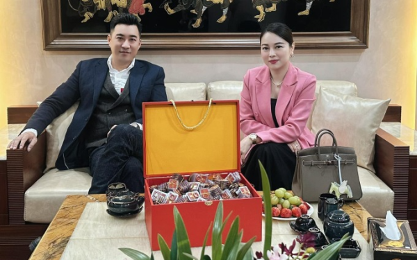 150 cây vàng đựng trong rương của Hằng Túi