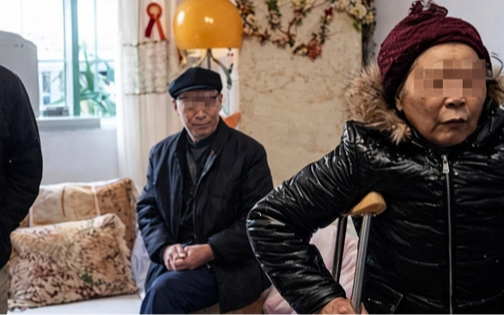 Đỡ bà cụ bị ngã, 3 học sinh tiểu học bị đòi bồi thường 3,5 tỷ đồng