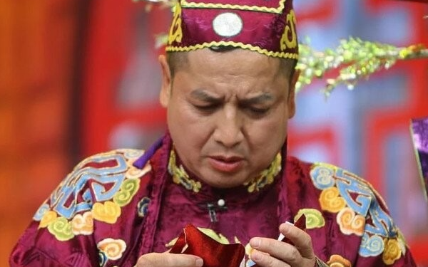 Bố ruột Chí Trung là NSND đình đám: Có 4 người con đều tài giỏi, dạy con sống "không xúc xiểm, không xin xỏ"