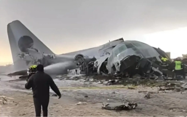 Vận tải cơ chở tiền gặp nạn, 15 người chết