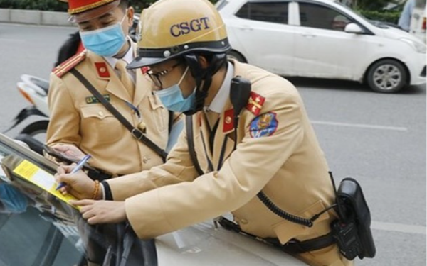 Từ ngày mai, 6 lỗi vi phạm giao thông bắt đầu bị xử phạt, người dân chú ý