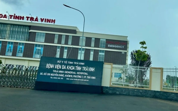 Nổ trong phòng bệnh tại bệnh viện ở Vĩnh Long: Hé lộ bất thường từ hộp bánh người lạ mang vào thăm