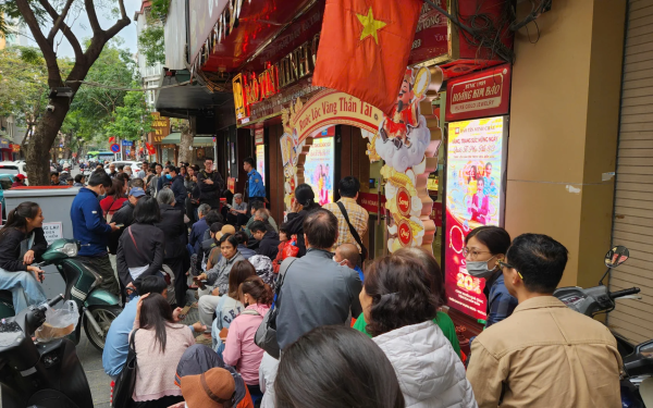 Chiều 3/3: Giá vàng SJC, vàng nhẫn trơn tiếp tục giảm sâu, mất gần 3 triệu đồng/lượng