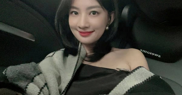 "Nữ sinh yêu thầy Mai Tài Phến" biến mất khỏi showbiz