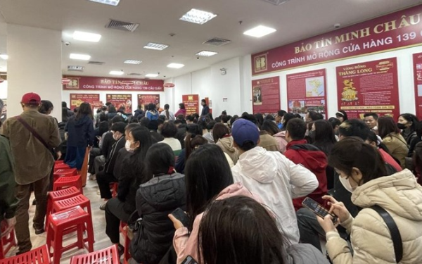 Giá vàng giảm sâu, nhiều người chịu lỗ chỉ sau chưa đầy 24 giờ