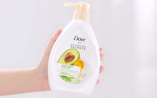 Sữa tắm, nước rửa tay Dove bị thu hồi vì chất cấm ảnh hưởng sinh sản: Người tiêu dùng Việt cần làm gì?