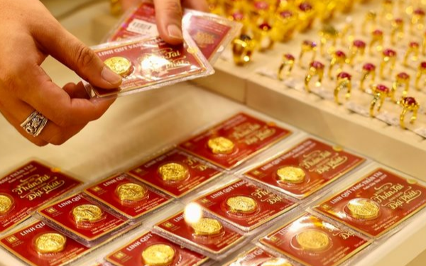 Sáng 4-3, giá vàng miếng SJC, vàng nhẫn rớt 5 triệu đồng/lượng