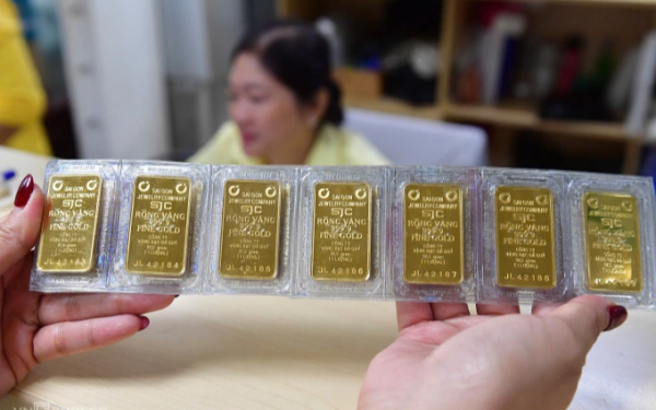 Giá vàng hôm nay 4.3.2026: Vàng SJC giảm mạnh, lỗ gần 11 triệu đồng/lượng