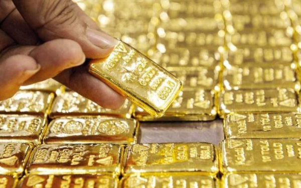 Giá vàng thế giới chật vật phục hồi sau cú sập mạnh