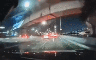 Cảnh sát công bố camera hành trình ghi lại vụ một người mẫu đình đám lái Porsche lao khỏi cầu