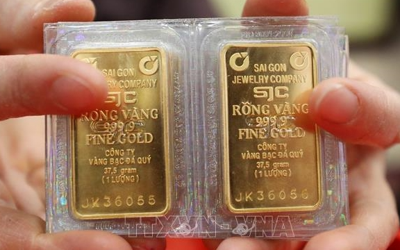 Giá vàng hồi phục nhẹ trong bối cảnh căng thẳng Trung Đông lan rộng