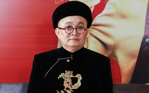 Cái kết buồn cho Hoà Minzy và NS Xuân Hinh