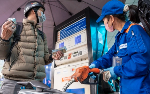 Đề xuất giảm thuế nhập xăng dầu về 0% do căng thẳng Trung Đông