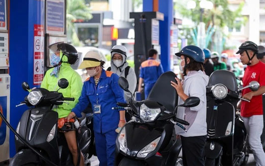 Giá xăng dầu hôm nay 10/3: Dầu thô lao dốc mạnh, thế giới bớt ngạt thở, xăng dầu trong nước giảm áp lực