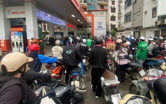 Hà Nội sẽ xử lý nghiêm các trường hợp găm hàng xăng dầu, dừng bán không có lý do
