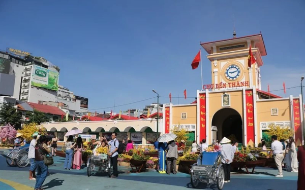 Giá xăng dầu biến động, người dân TP.HCM cần nắm rõ tin cực vui này