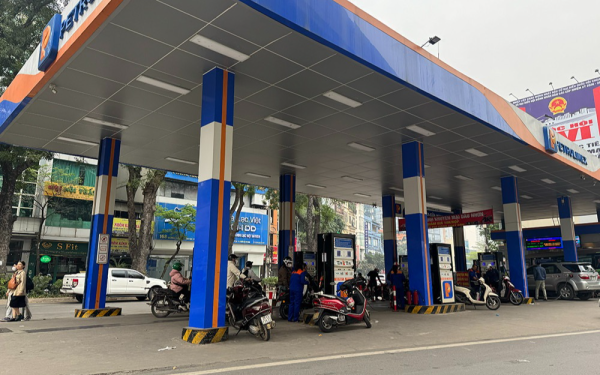 Cây xăng ở Hà Nội 