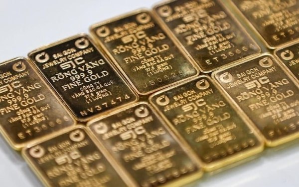 Giá vàng SJC giảm 2 phiên trong khi giá thế giới tăng