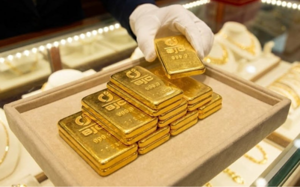 Giá vàng ngày 13/3: Vàng SJC "bốc hơi" 1,5 triệu đồng/lượng