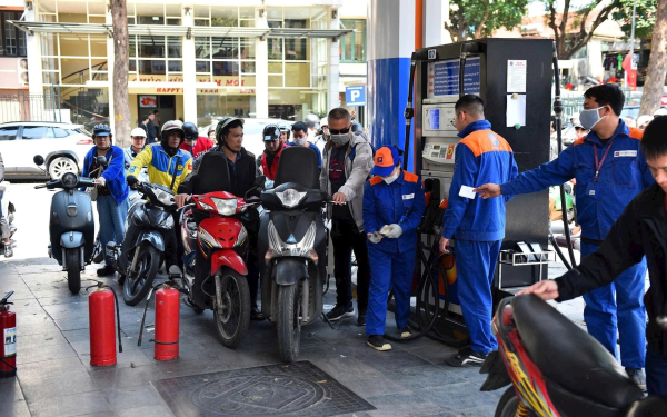 Tiếp tục chi mạnh từ Quỹ Bình ổn, giá xăng dầu chưa có biến động