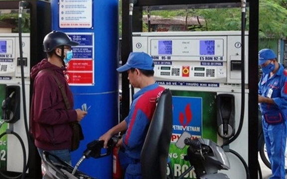 Giá xăng dầu ngày 14/3 giữ nguyên theo giá bán ngày 13/3
