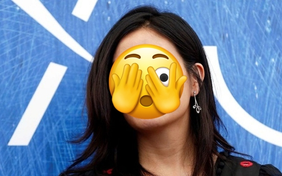 Triệu Vy tiếp tục bị phong tỏa tài sản