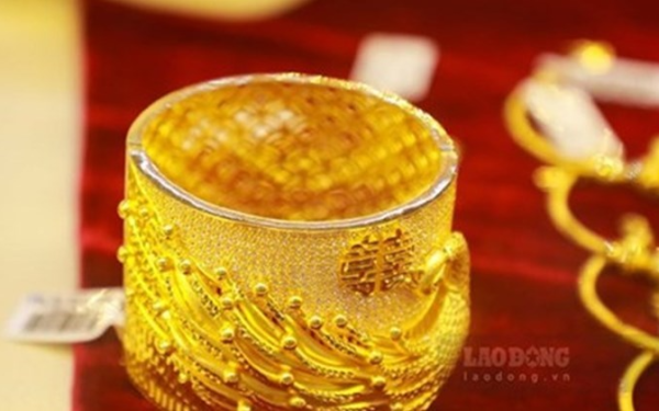 Giá vàng hôm nay 15.3: Giảm 5,4 triệu đồng/lượng sau một tuần