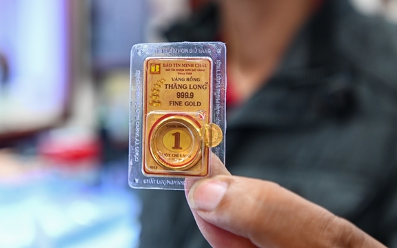 Giá vàng hôm nay 15/3/2026 giảm sâu, SJC mua vào lùi về mốc 179 triệu