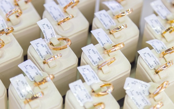 Giá vàng hôm nay 16/3: Giảm phiên thứ hai liên tiếp