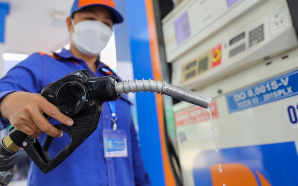 Giá xăng dầu hôm nay (16-3): Dự kiến tiếp tục tăng