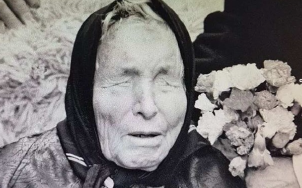 Dự báo giá vàng năm 2026 của nhà tiên tri mù Vanga