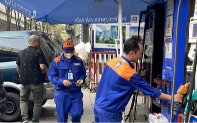 Nếu không có Quỹ bình ổn, mỗi lít xăng RON 95 đã "vượt" 33.000 đồng, tiết lộ 2 kịch bản ứng phó biến động