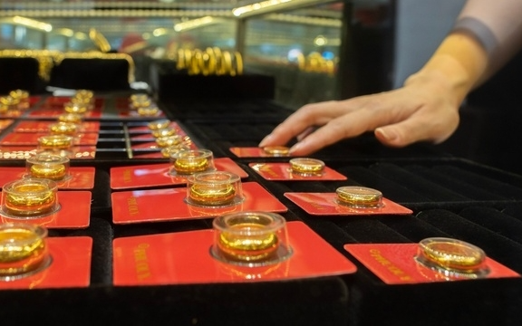 Trưa 20/3: Giá vàng SJC, vàng nhẫn bất ngờ đảo chiều tăng